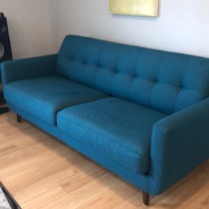 Sofa modern 3 months old